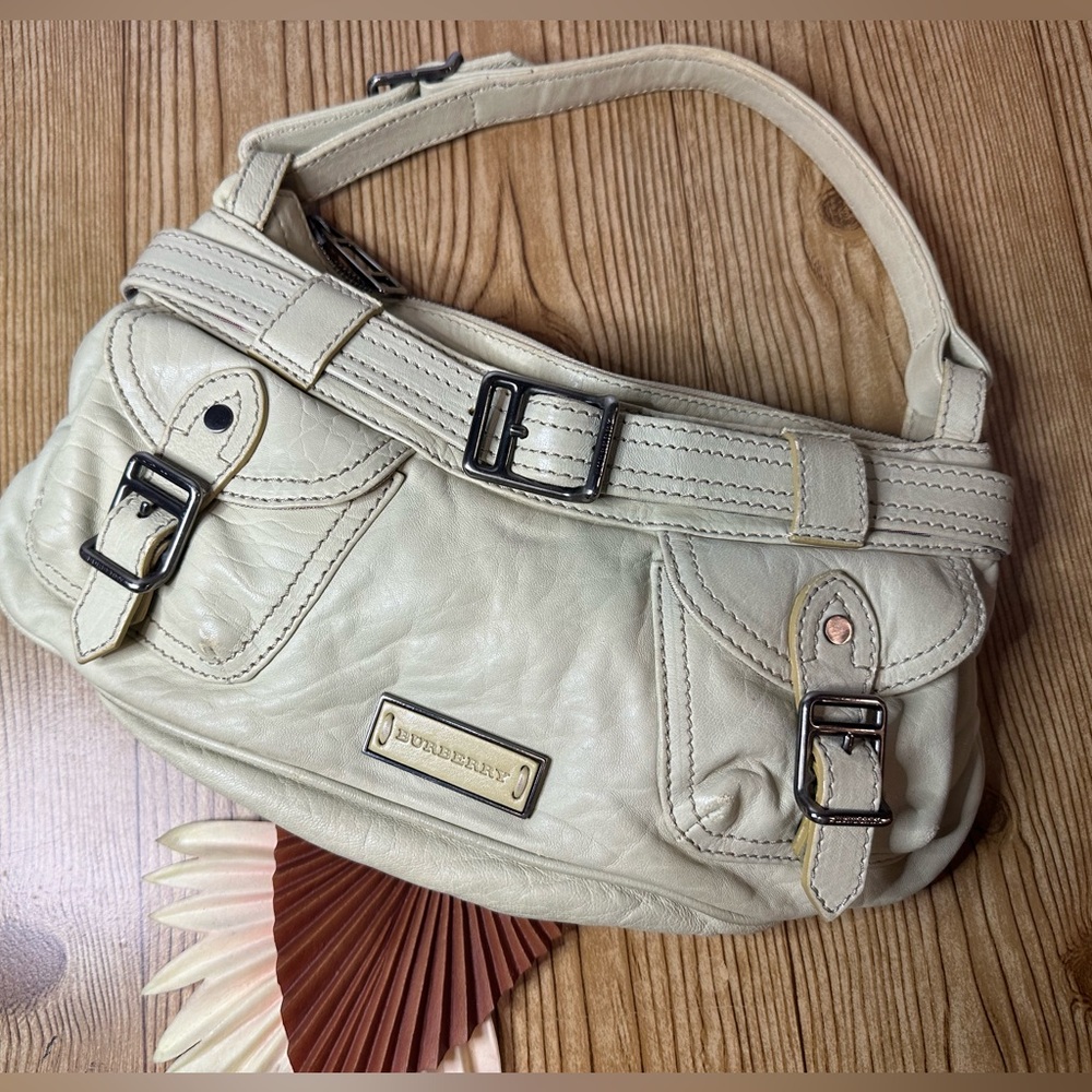 Vintage Burberry Leather Shoulder Bag!